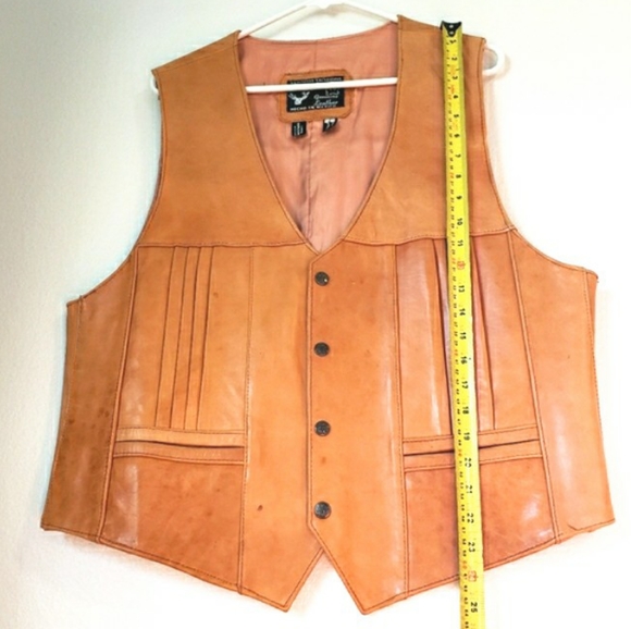 Cevy's vintage genuine leather western vest Sz 48 - Picture 9 of 11